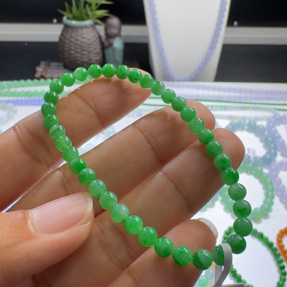 未镶嵌手链翡翠冰润阳绿卡4.8圈粉大漏！