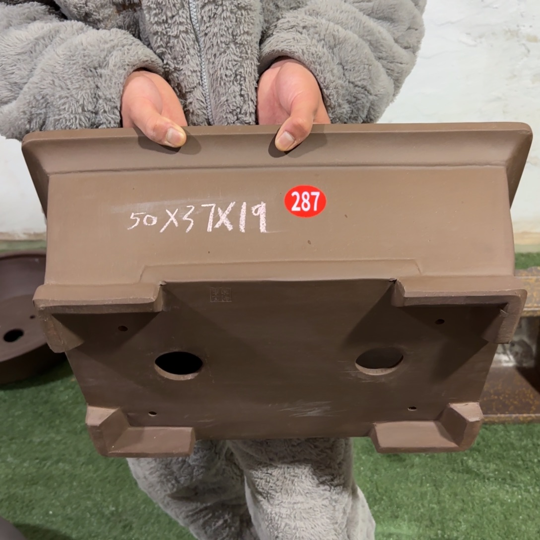 紫砂花盆呜呜呜呜