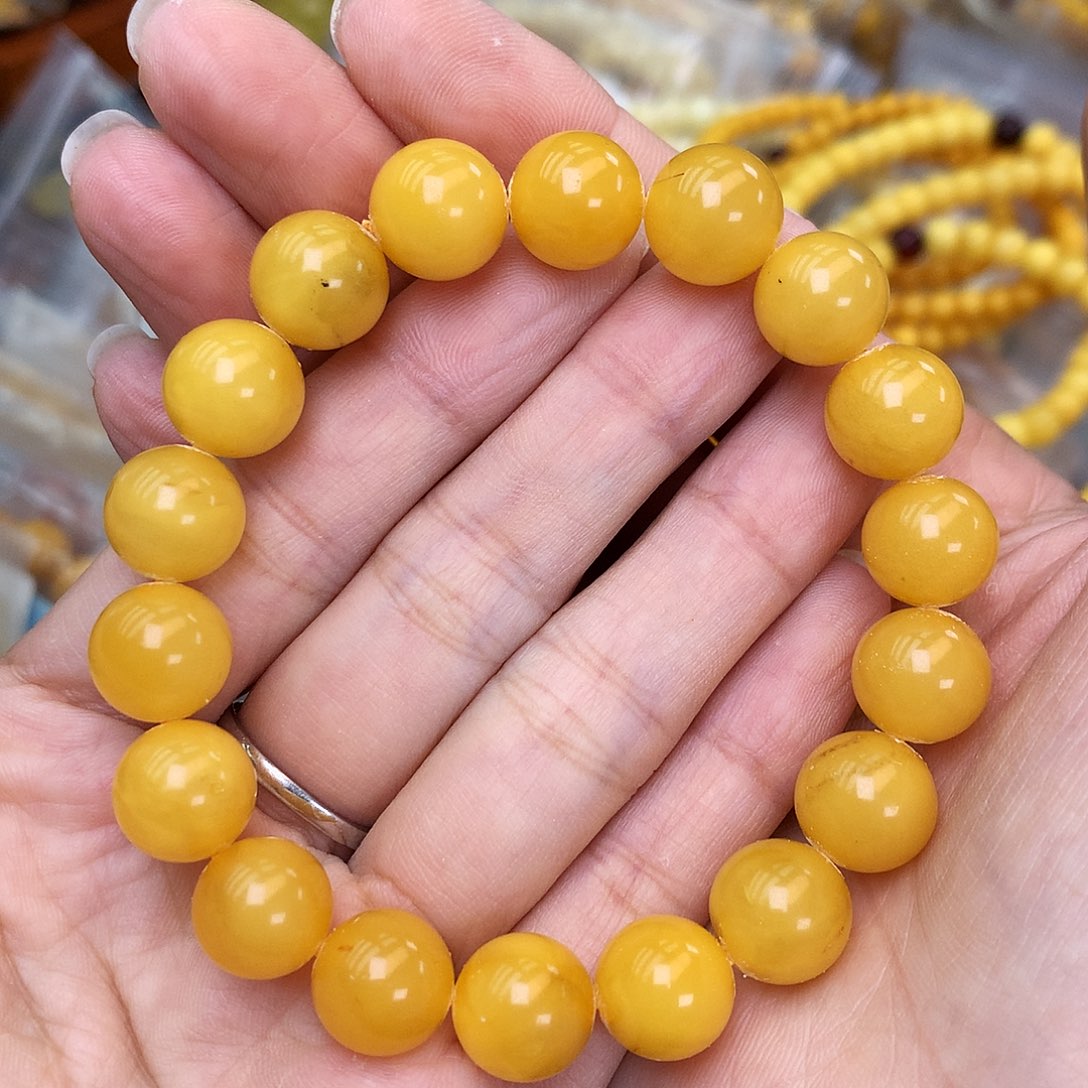 未镶嵌琥珀珠宝奇石