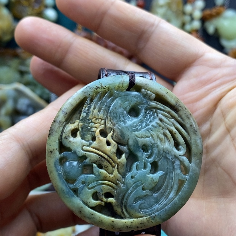 【闪购商品】蛇纹石玉手牌未镶嵌