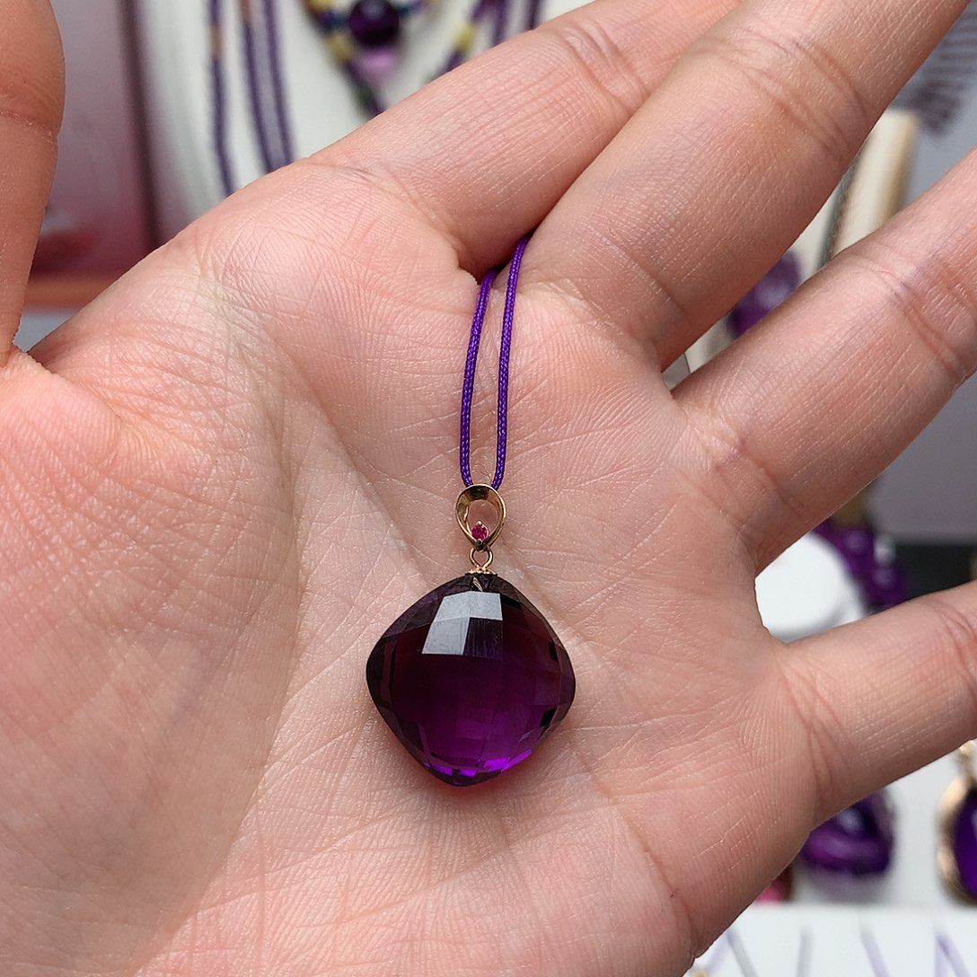 紫晶吊坠(赠链)18K金镶嵌金*叶