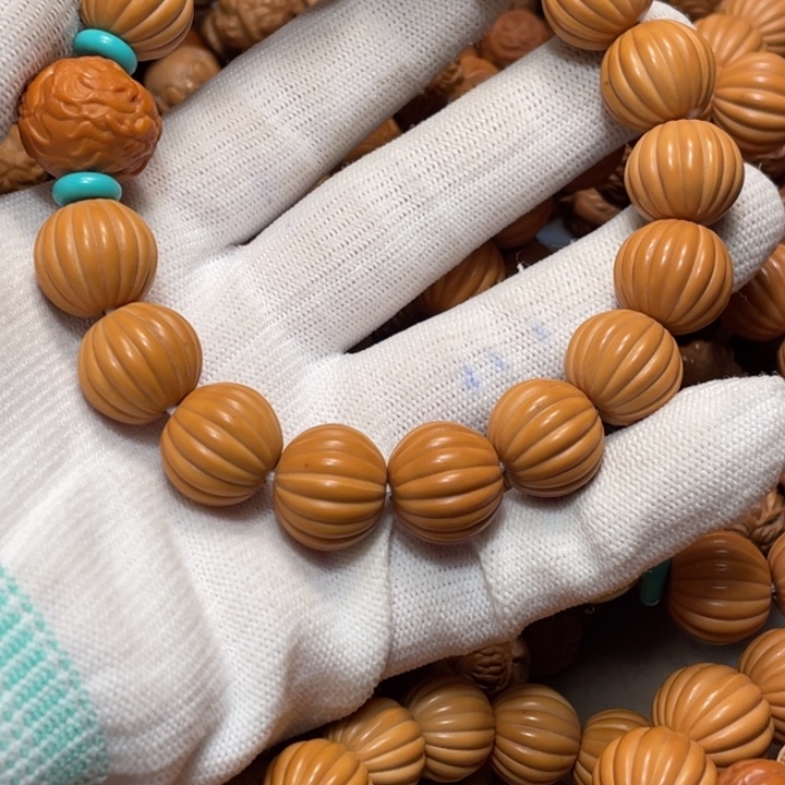 猴头核桃手串A**逸瓜珠泛油