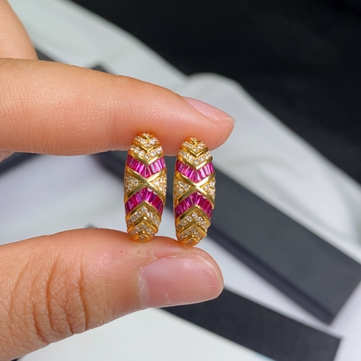 耳饰18K金镶嵌钻石设计款耳包（搭面包圈，轮胎圈