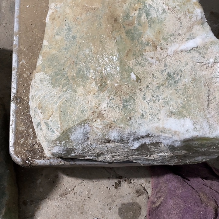旻***莊蛇纹石玉未镶嵌天然岫玉多样性发一