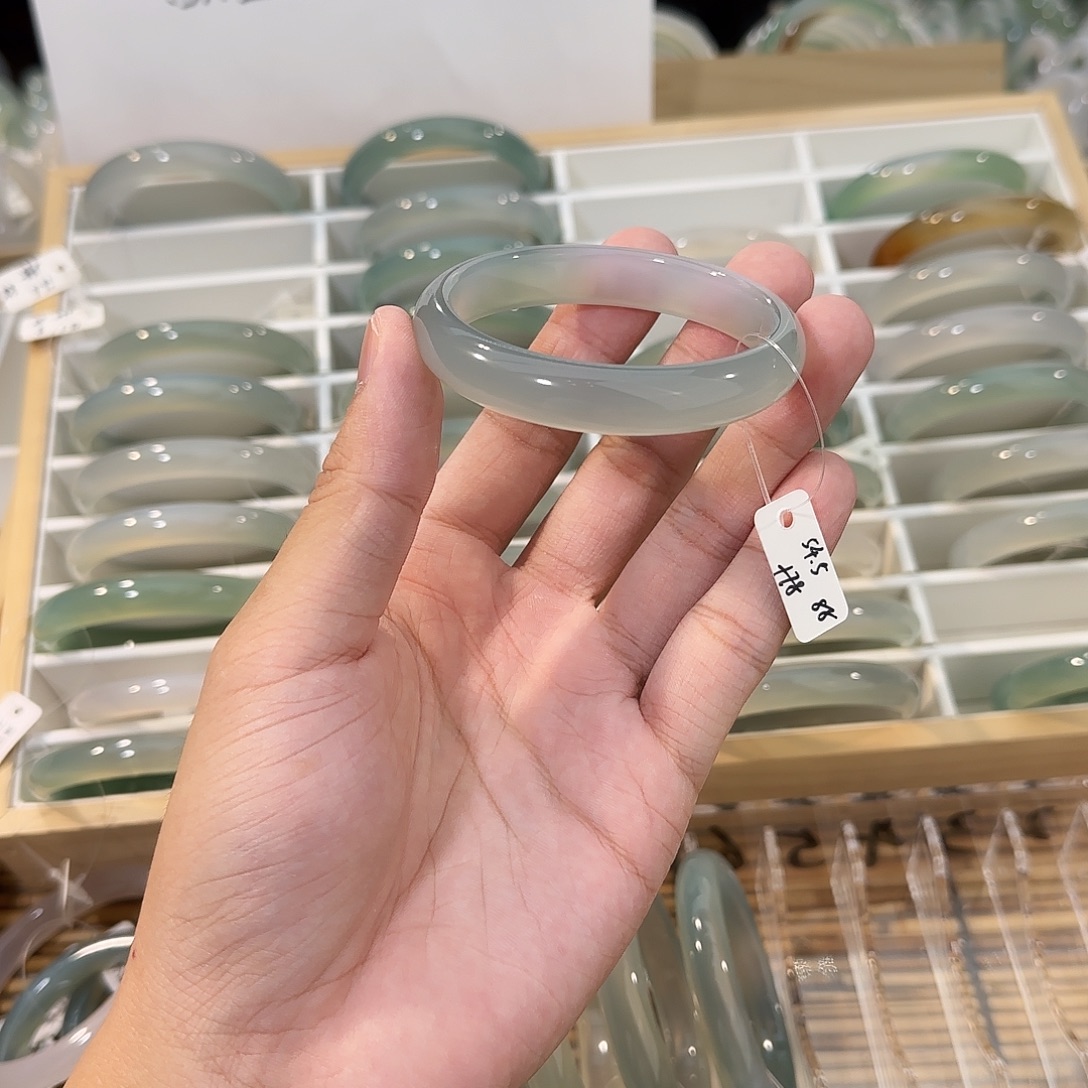 手镯玛瑙/玉髓未镶嵌圈口54.5