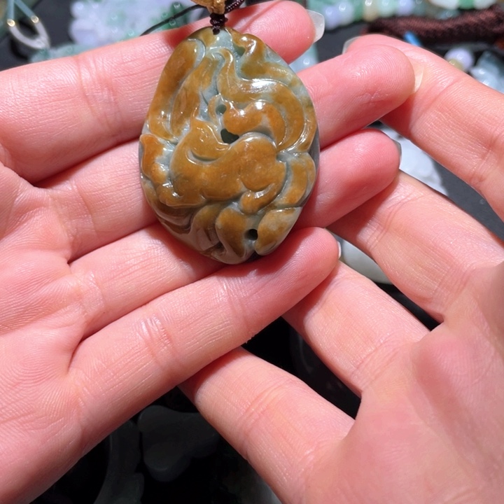 【闪购商品】翡翠颈饰未镶嵌天然翡翠