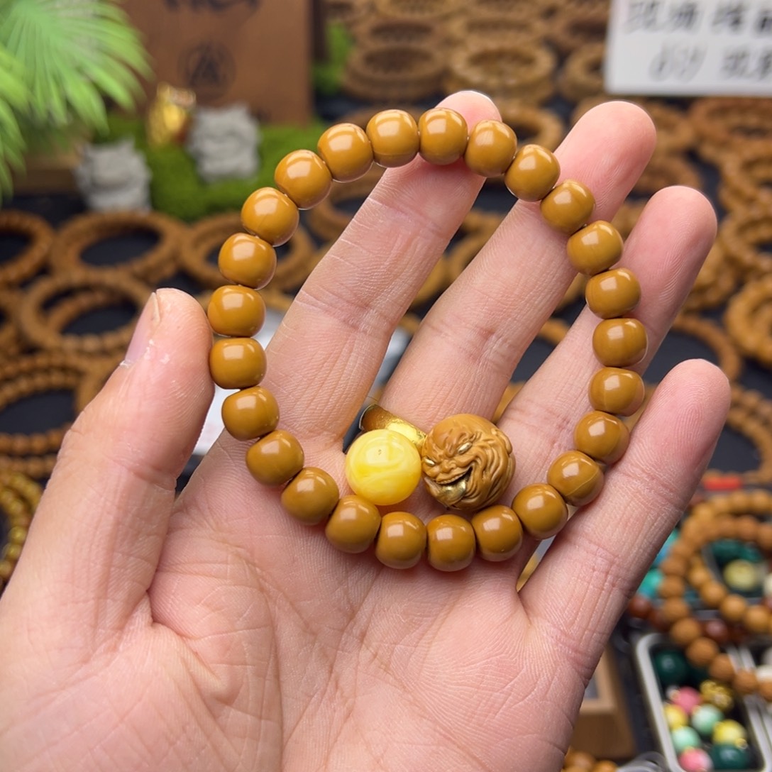 八***方吊坠猴头核桃老型➕舔僧