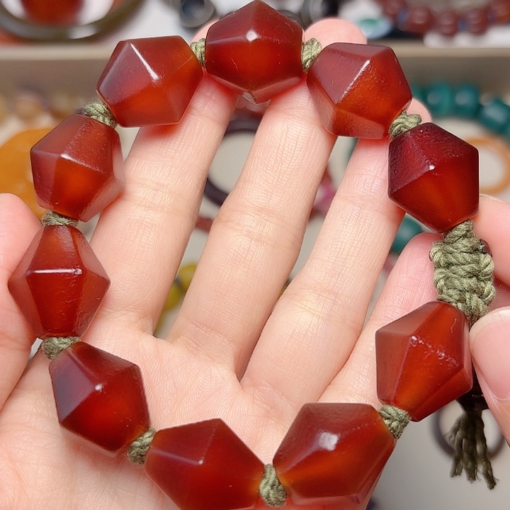 玛瑙/玉髓颈饰未镶嵌小*