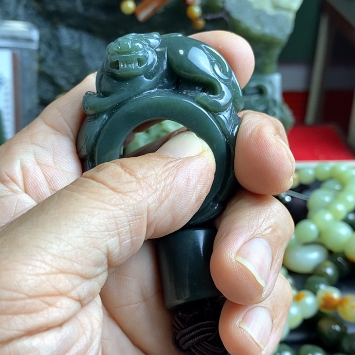 X***乐和田玉（糖玉）未镶嵌珠宝奇石