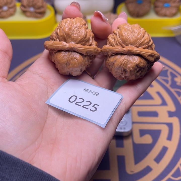 文玩核桃把件蛤蟆41.0225
