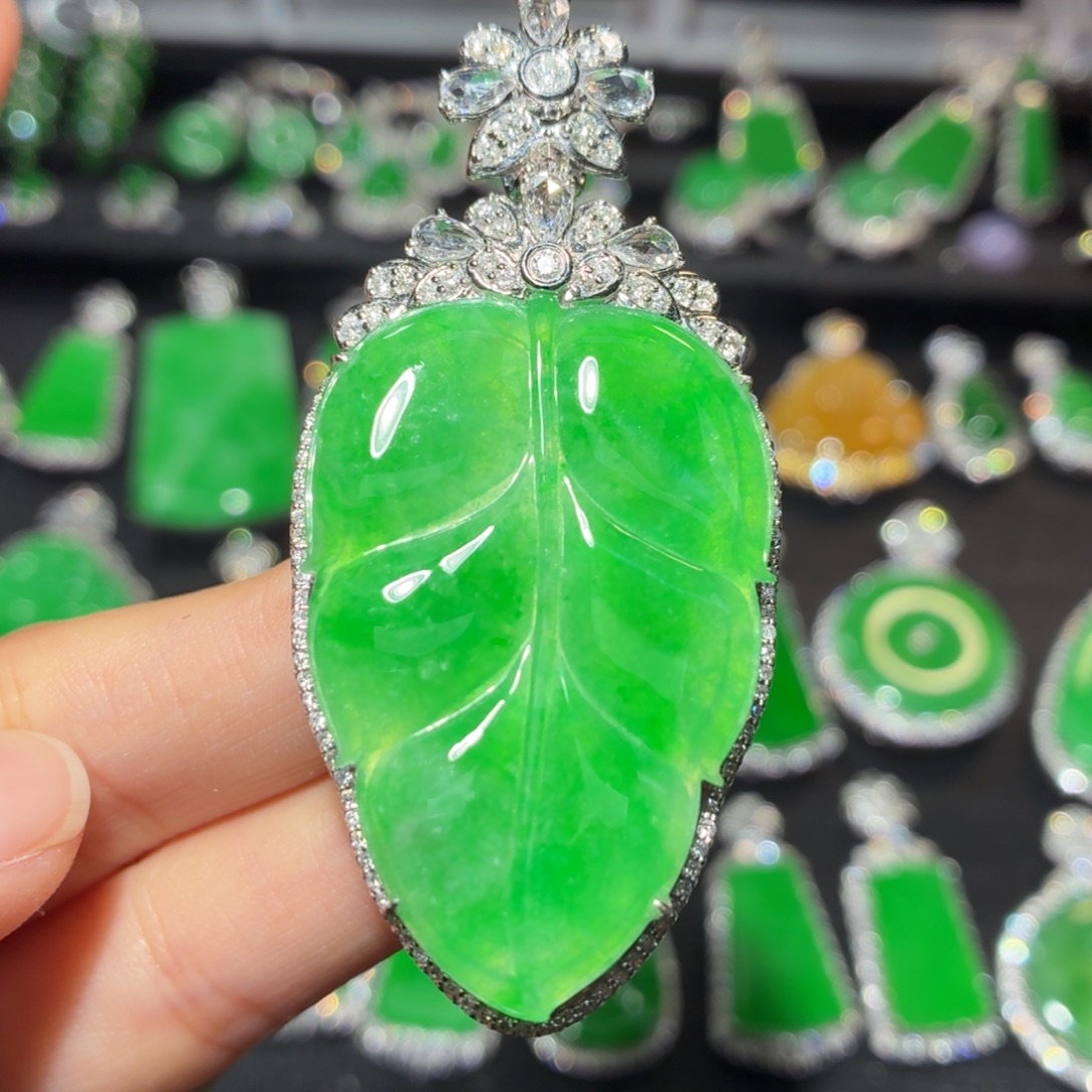 翡翠18K金镶嵌吊坠(不含链)179号