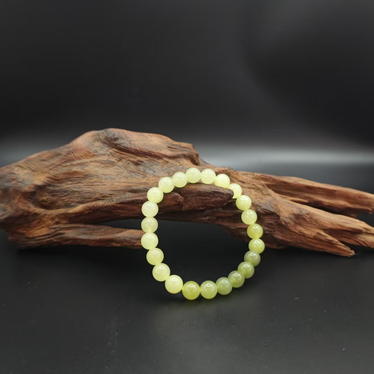 Q和田玉圆珠手串（卡8）4553