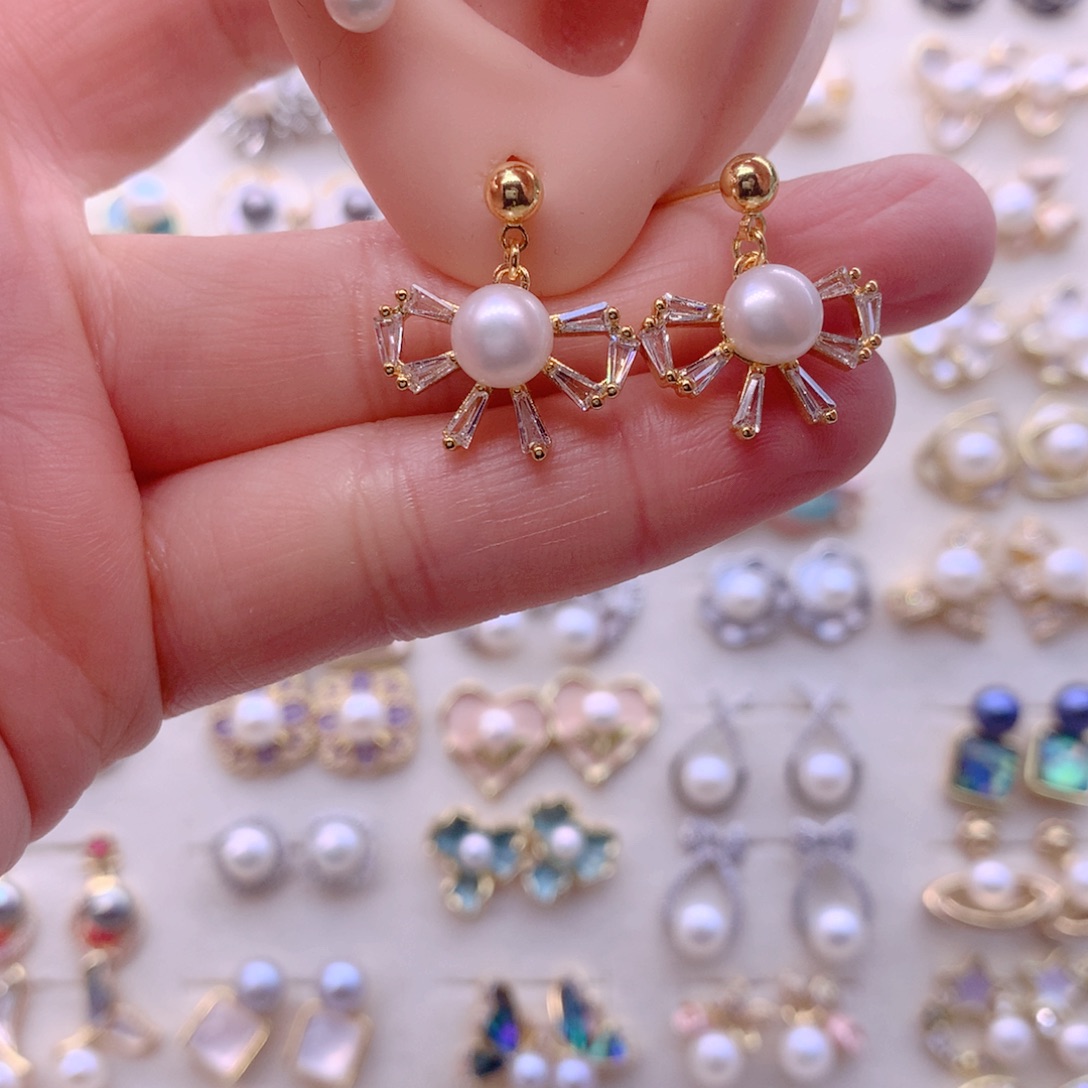 合金耳饰淡水珍珠