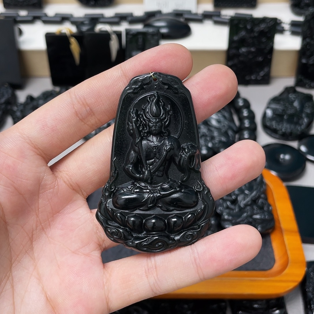 途***贸蛇纹石玉未镶嵌吊坠