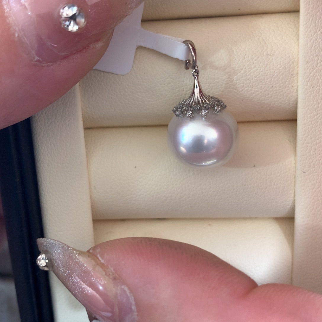 海水珍珠颈饰18K金镶嵌