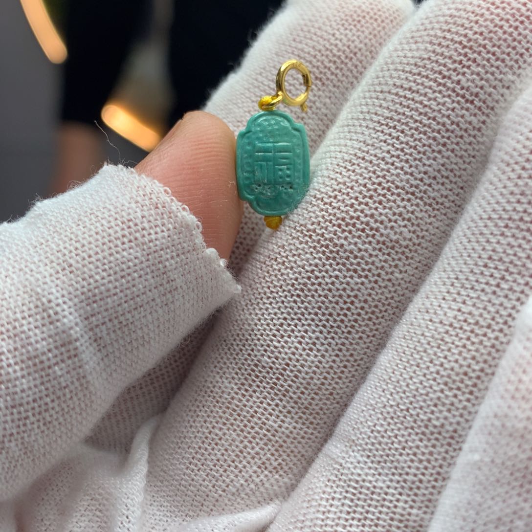 绿松石挂件未镶嵌