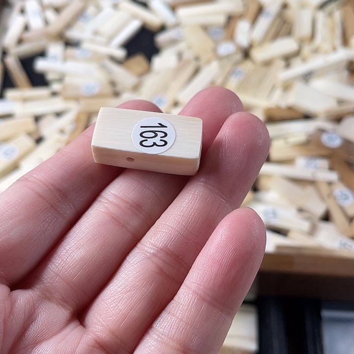 泥塑不打孔联系客服