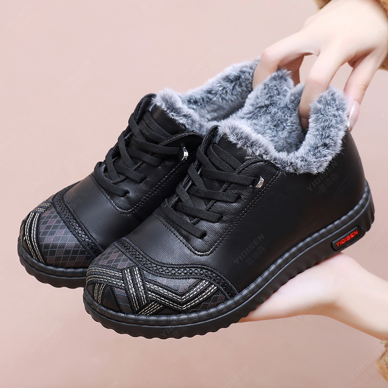 意迪森防滑冬季短靴妈妈款秋冬雪地靴平底加绒加厚软底棉鞋女