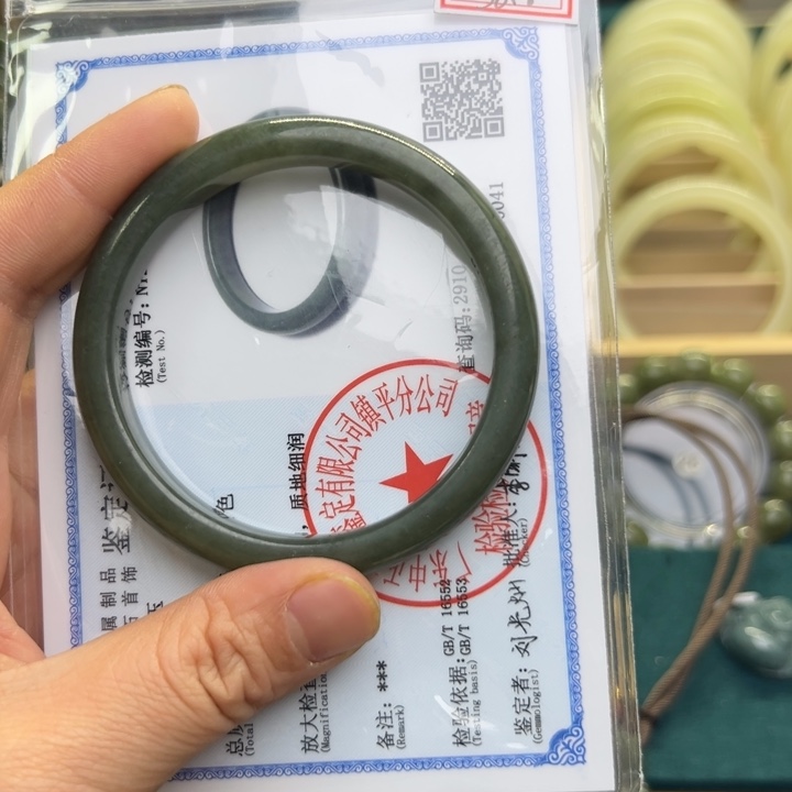 和田玉手镯未镶嵌58.8圈围10388