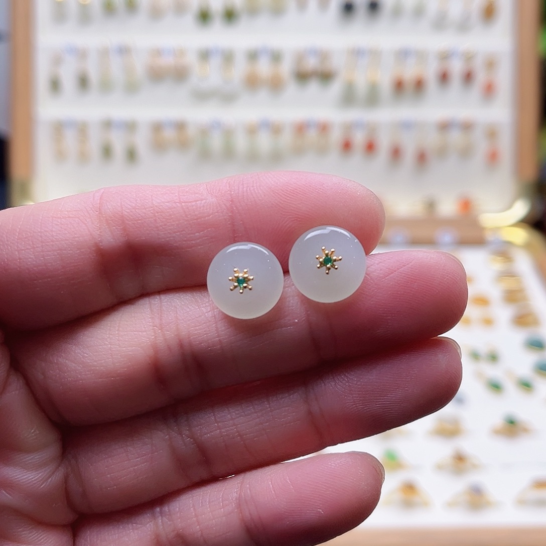 和田玉银S925镶嵌耳饰