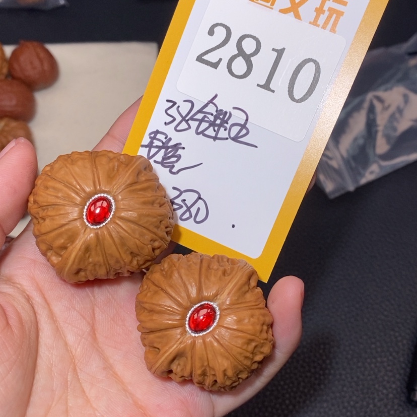 【闪购商品】文玩核桃吊坠2810锤王镶嵌