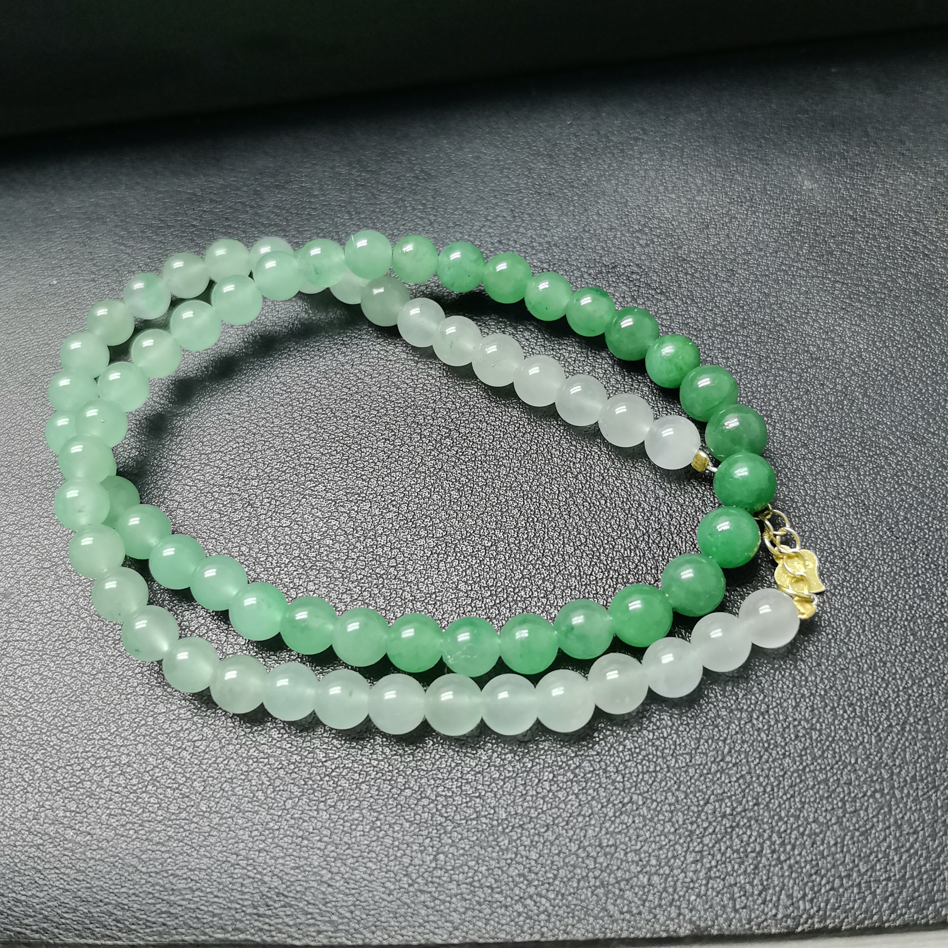 高冰飘花气质女士百搭渐变长链时尚
