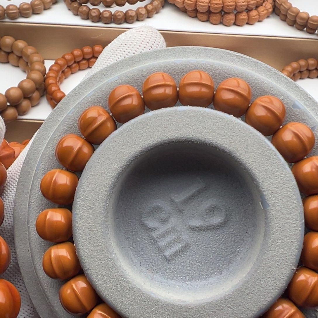 溪***门核桃小鲨鱼小龙岩