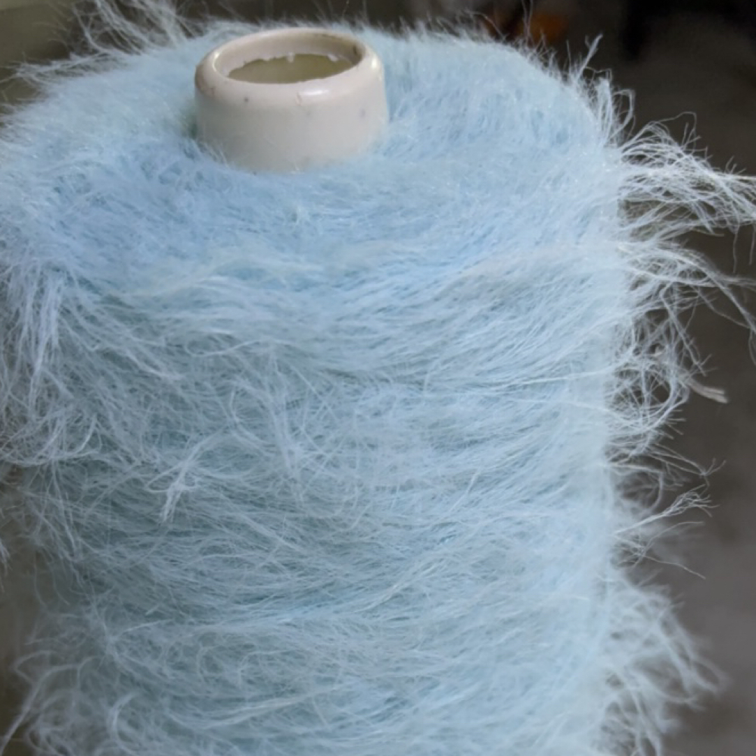 8、10公分长毛、不掉毛，柔软亲肤貂毛线用于手工钩织玩偶及编织衣物