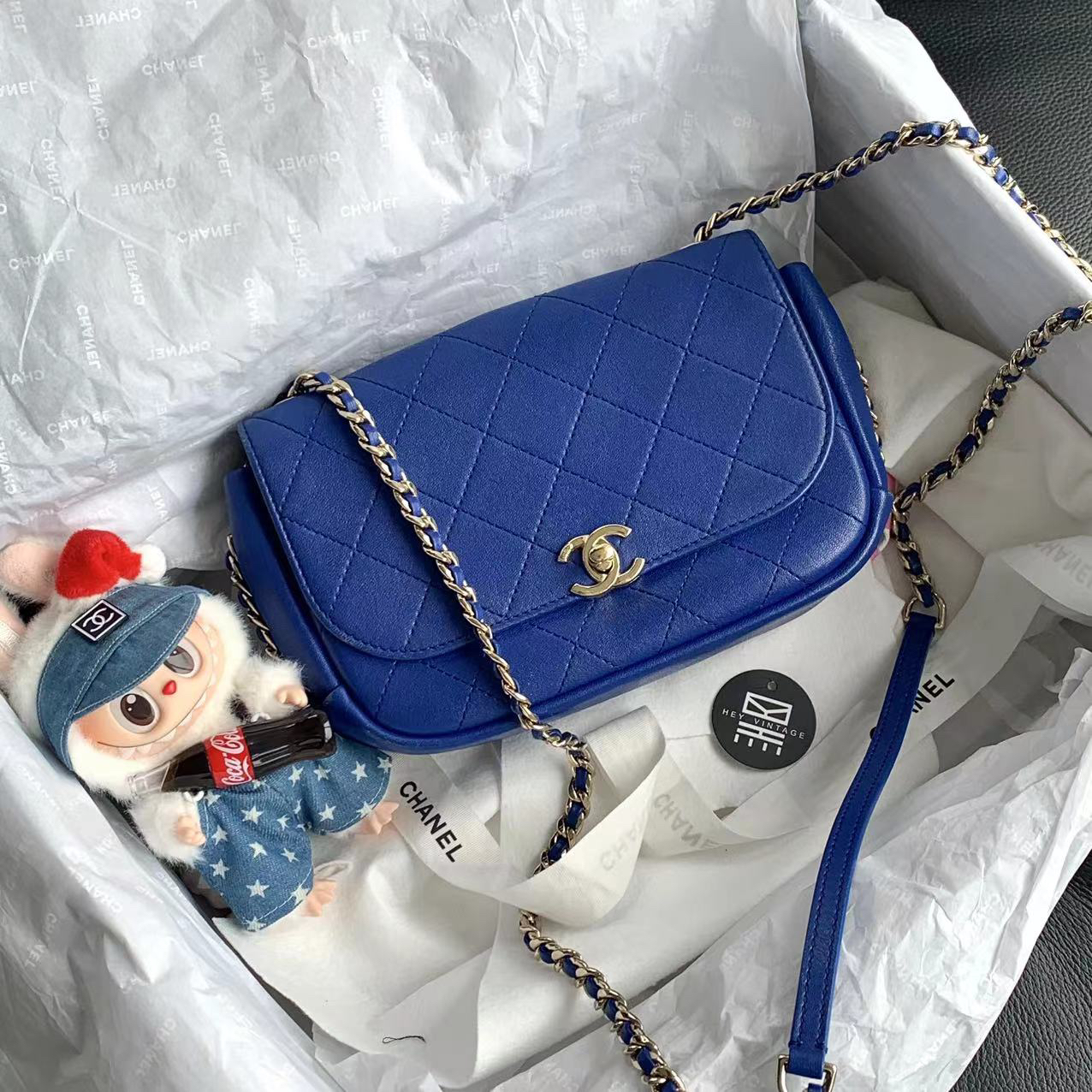 95新 Chanel/香奈儿 海鸥蓝滚边链条斜挎包21cm  14724952