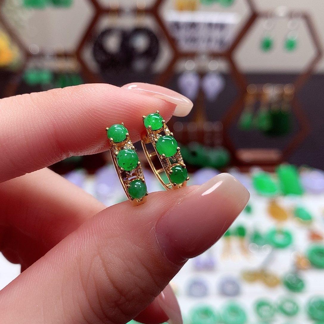 翡翠耳饰18K金镶嵌天然翡翠