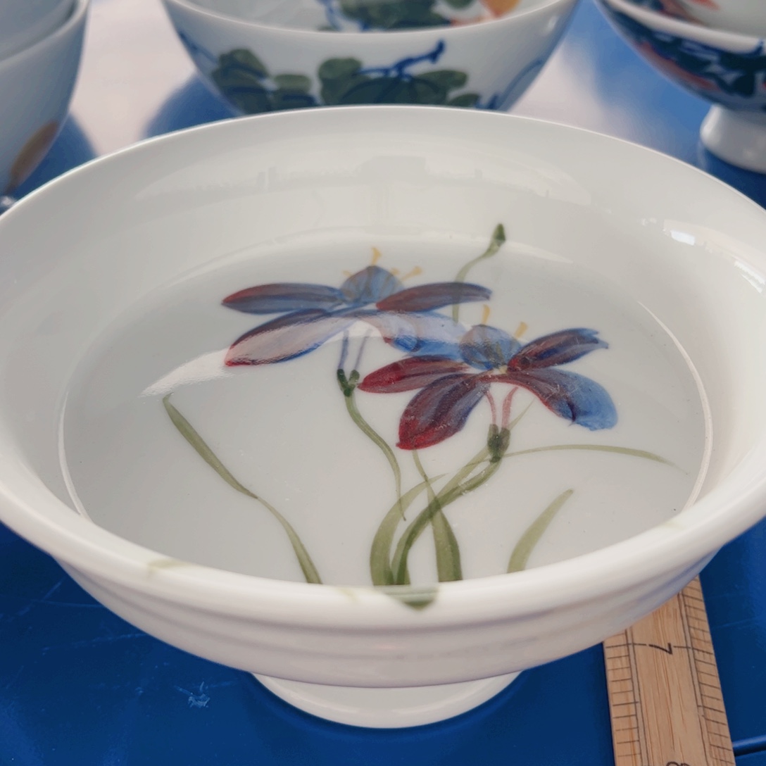 景德镇陶瓷手工手绘制作