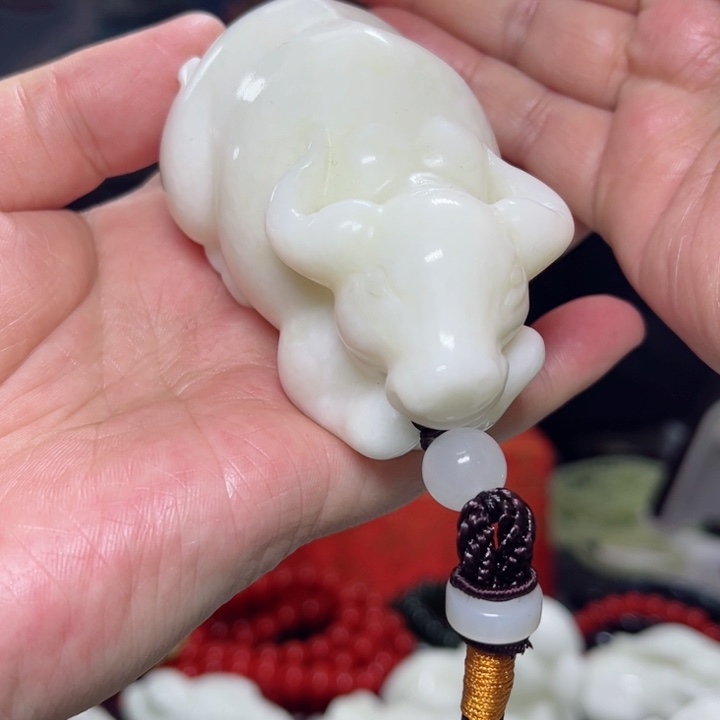 蛇纹石玉手把件未镶嵌