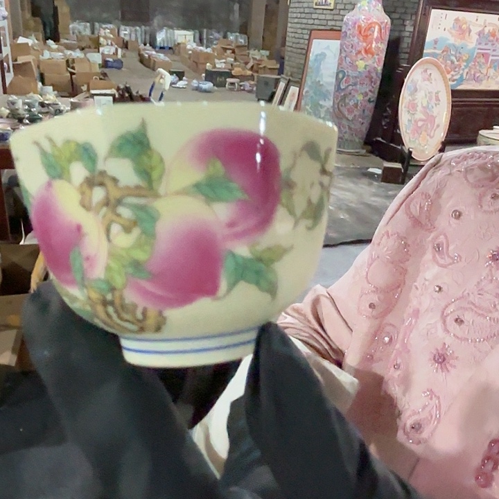 摆件景德镇高温陶瓷黄希希桃子画片八方