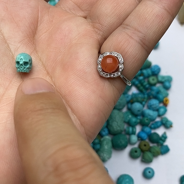 南红玛瑙未镶嵌珠宝奇石