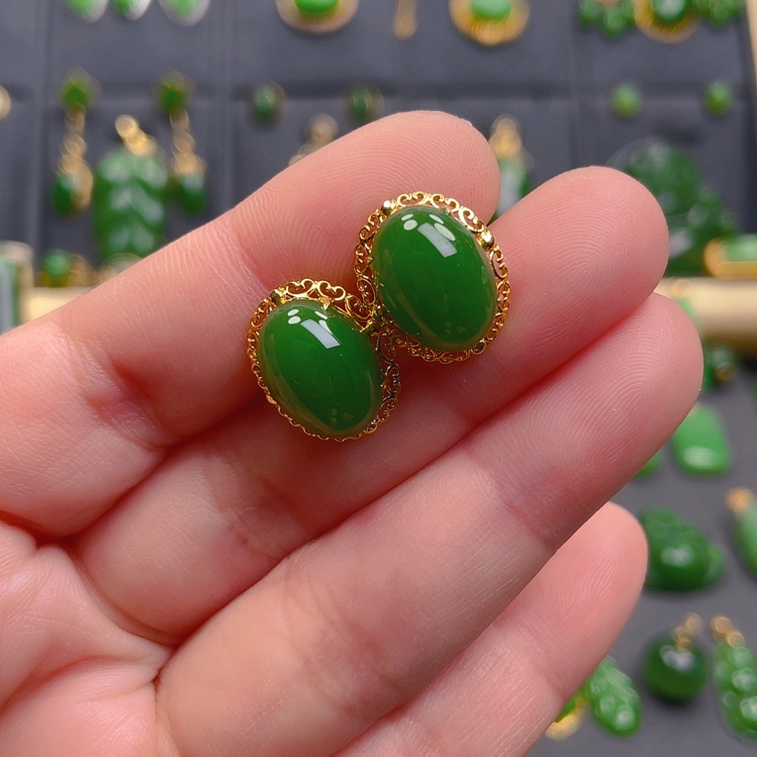 和田玉耳饰18K金镶嵌你**呢1980