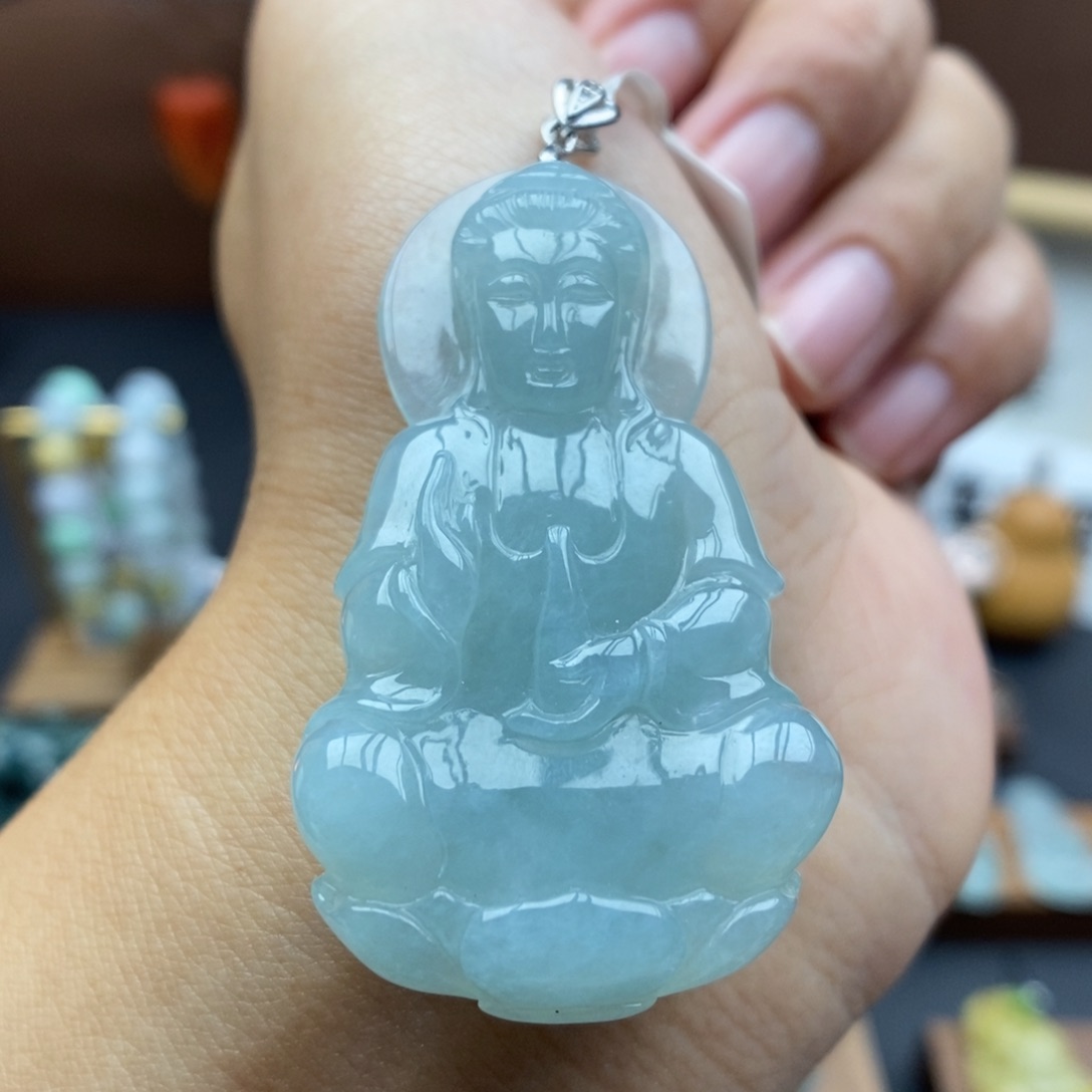 【闪购商品】颈饰银S925镶嵌翡翠65