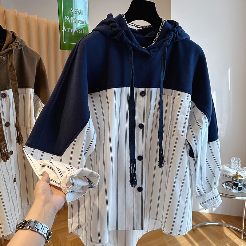 P757小众别致设计感条纹衬衫拼接连帽卫衣女春今年流行假两件上衣