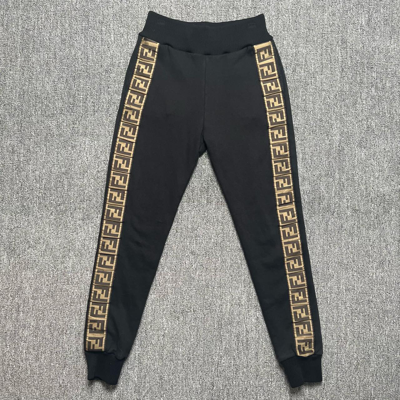 95新 FENDI/芬迪 Fendi 串标卫裤/36码/99新/10751