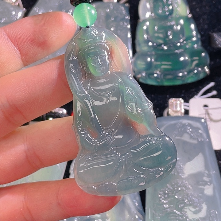 翡翠颈饰未镶嵌79，