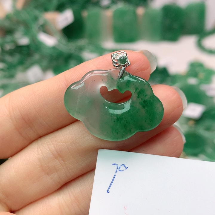 石英质玉颈饰银S925镶嵌