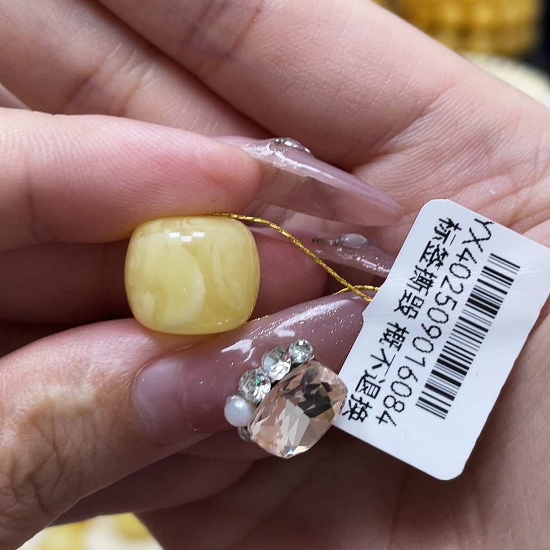 裸石蜜蜡未镶嵌13.4*11.5mm浓蜡黄白花老型