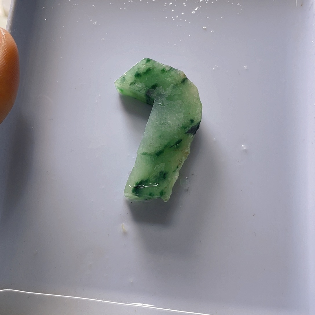 未镶嵌挂件翡翠13
