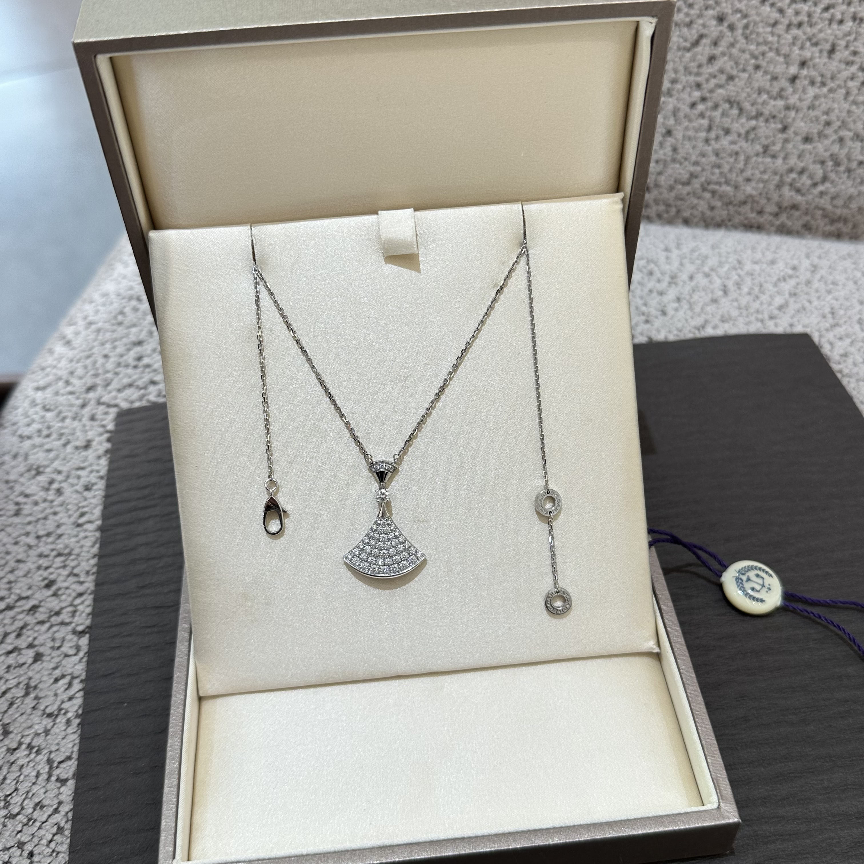 99新 BVLGARI/宝格丽 Bvlgari宝格丽 白金满钻扇子项链 US552310