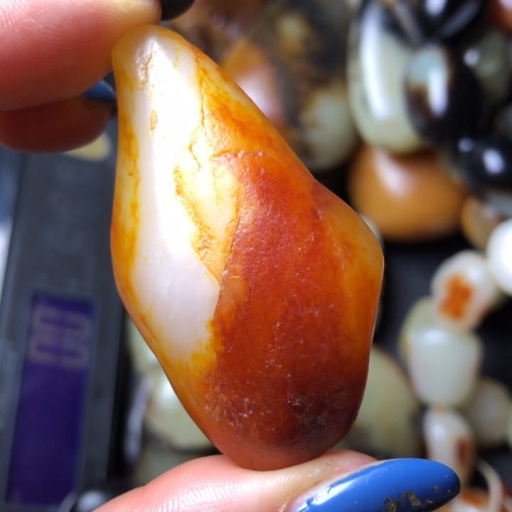 和田玉未镶嵌珠宝奇石