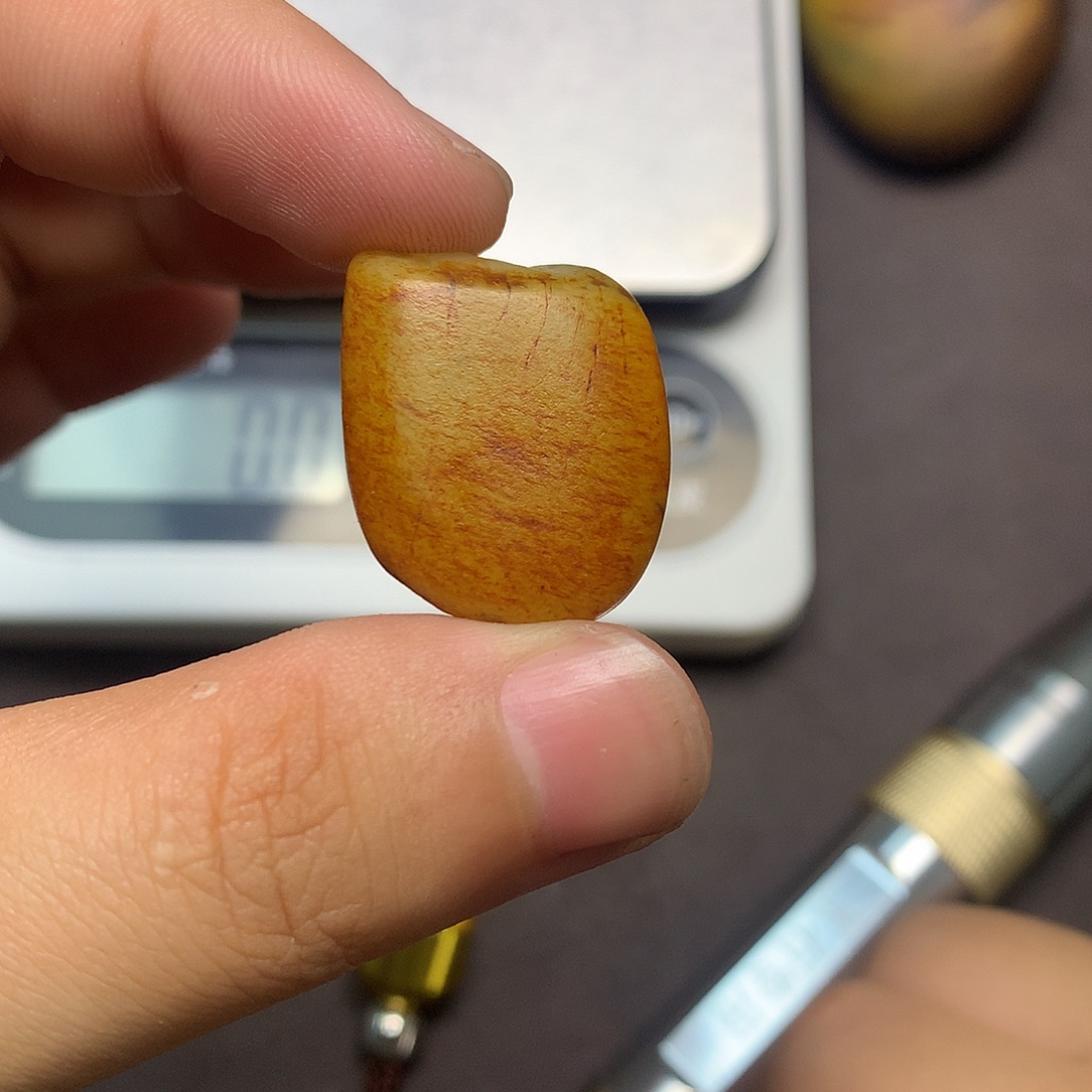 和田玉（糖玉）未镶嵌挂件