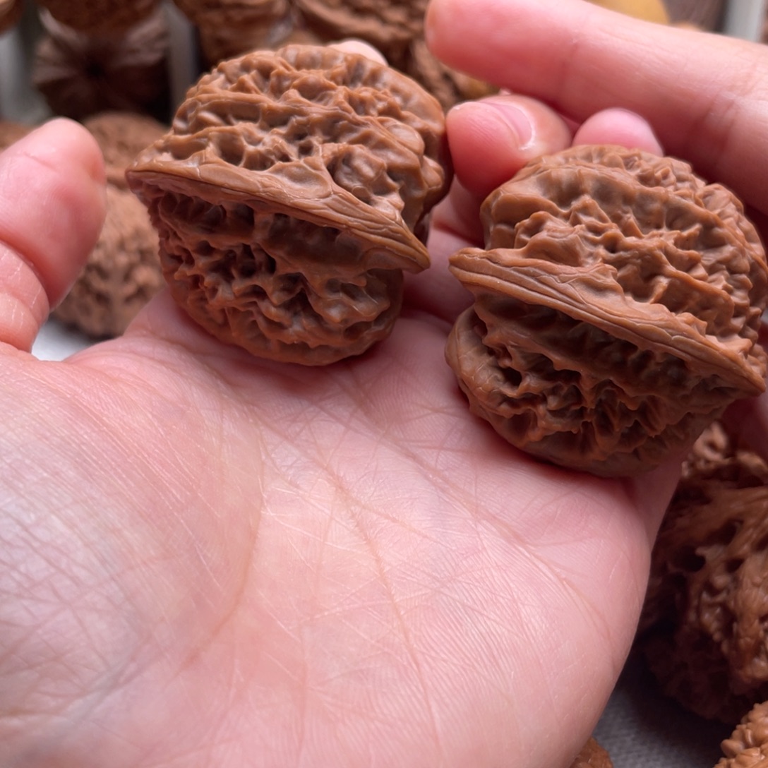 时***机文玩核桃吊坠全品半壁野牛