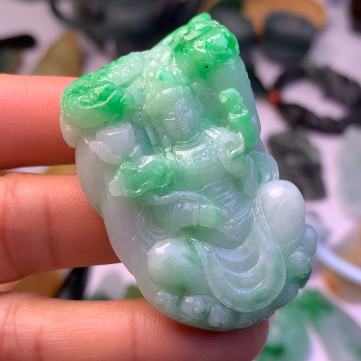 定制翡翠未镶嵌翡翠