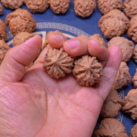 【闪购商品】吊坠文玩核桃?***?三棱30