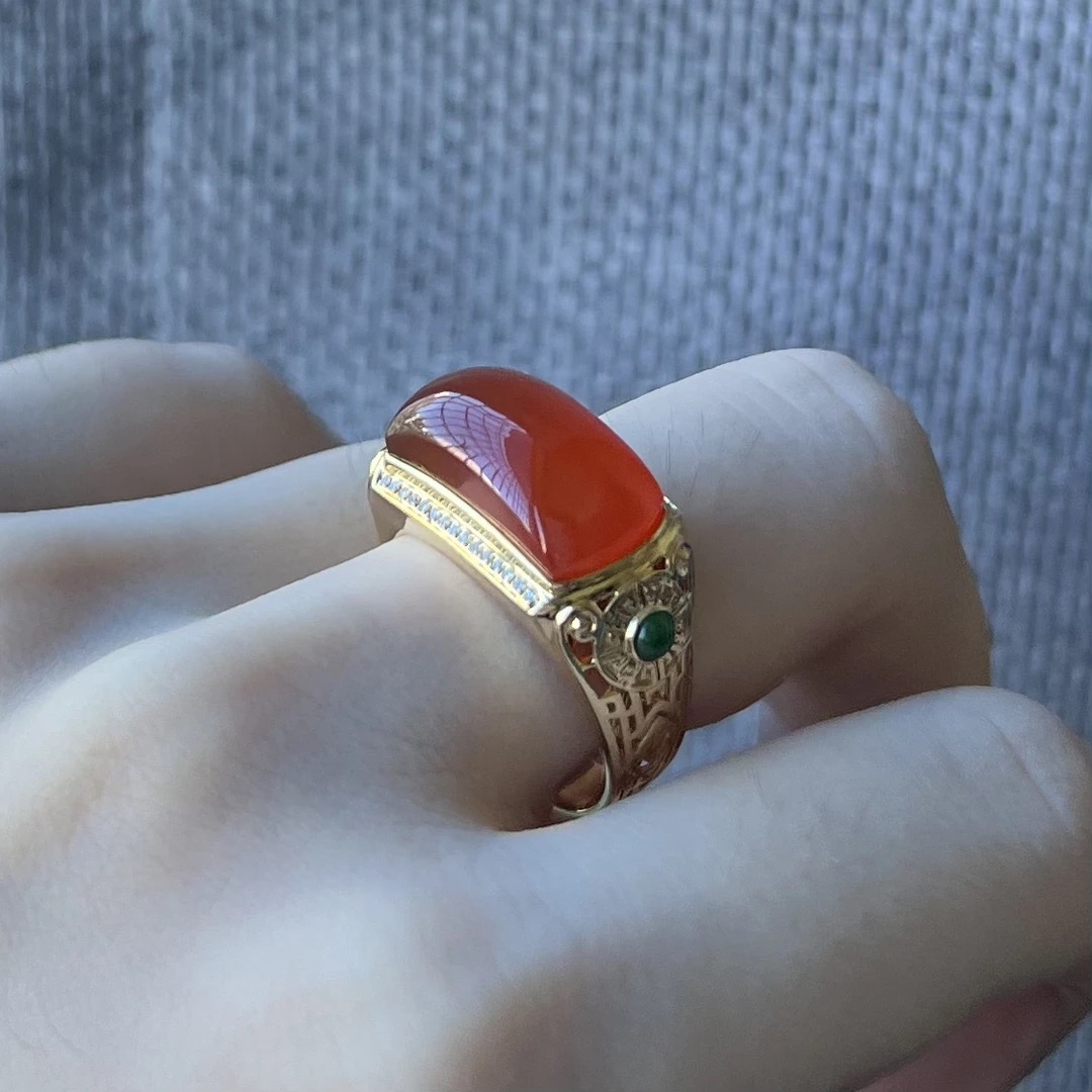 【富嘉珠宝】18k黄金镶嵌保山南红马鞍戒0518