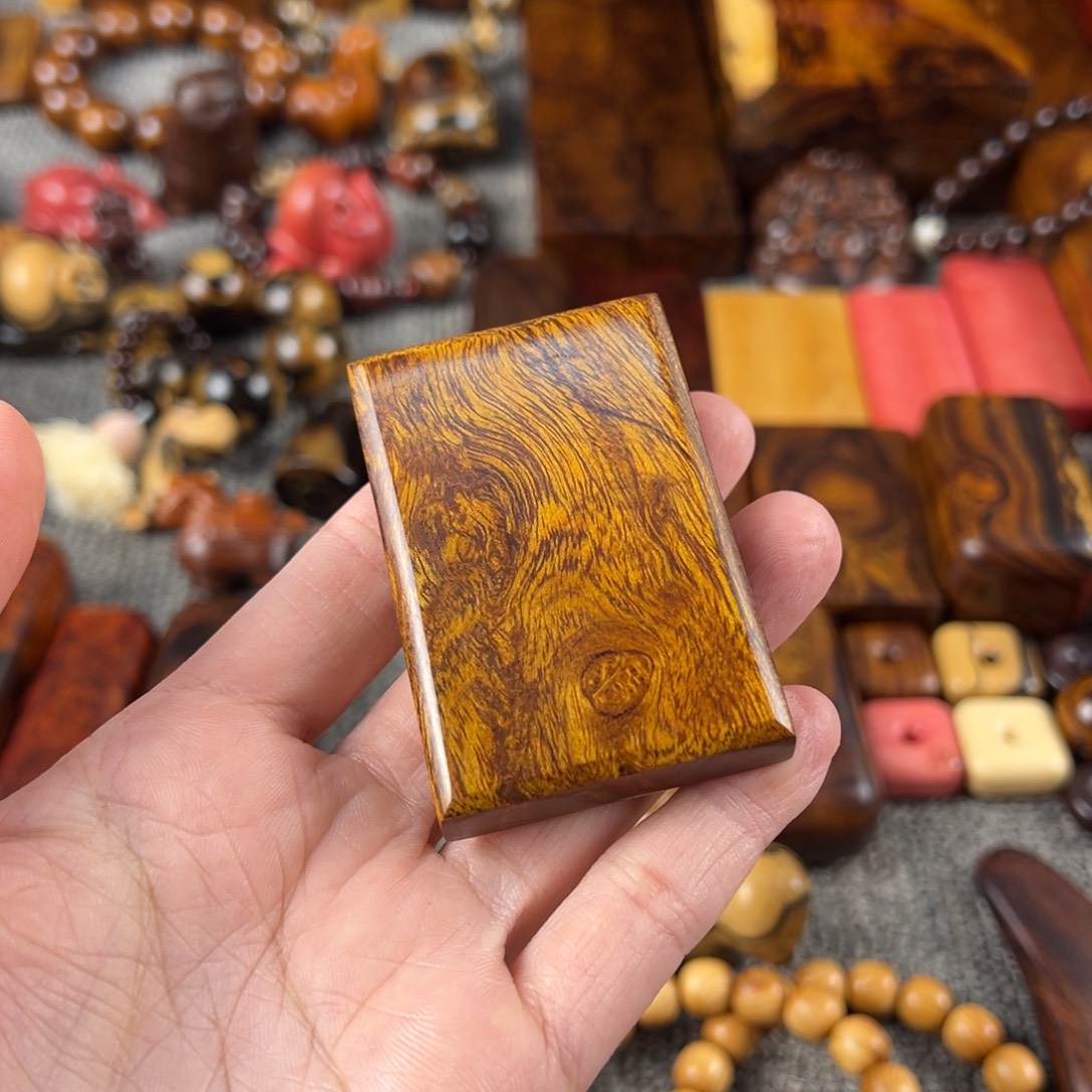 H***靠美国沙漠铁牌子111111